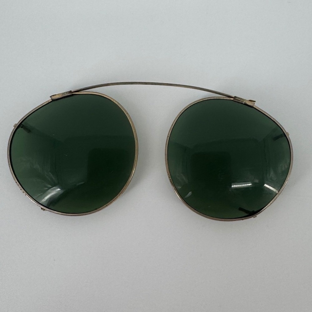 Unbranded Vintage Round Clip On Sunglasses Unisex Green Gold Tone 4.25in